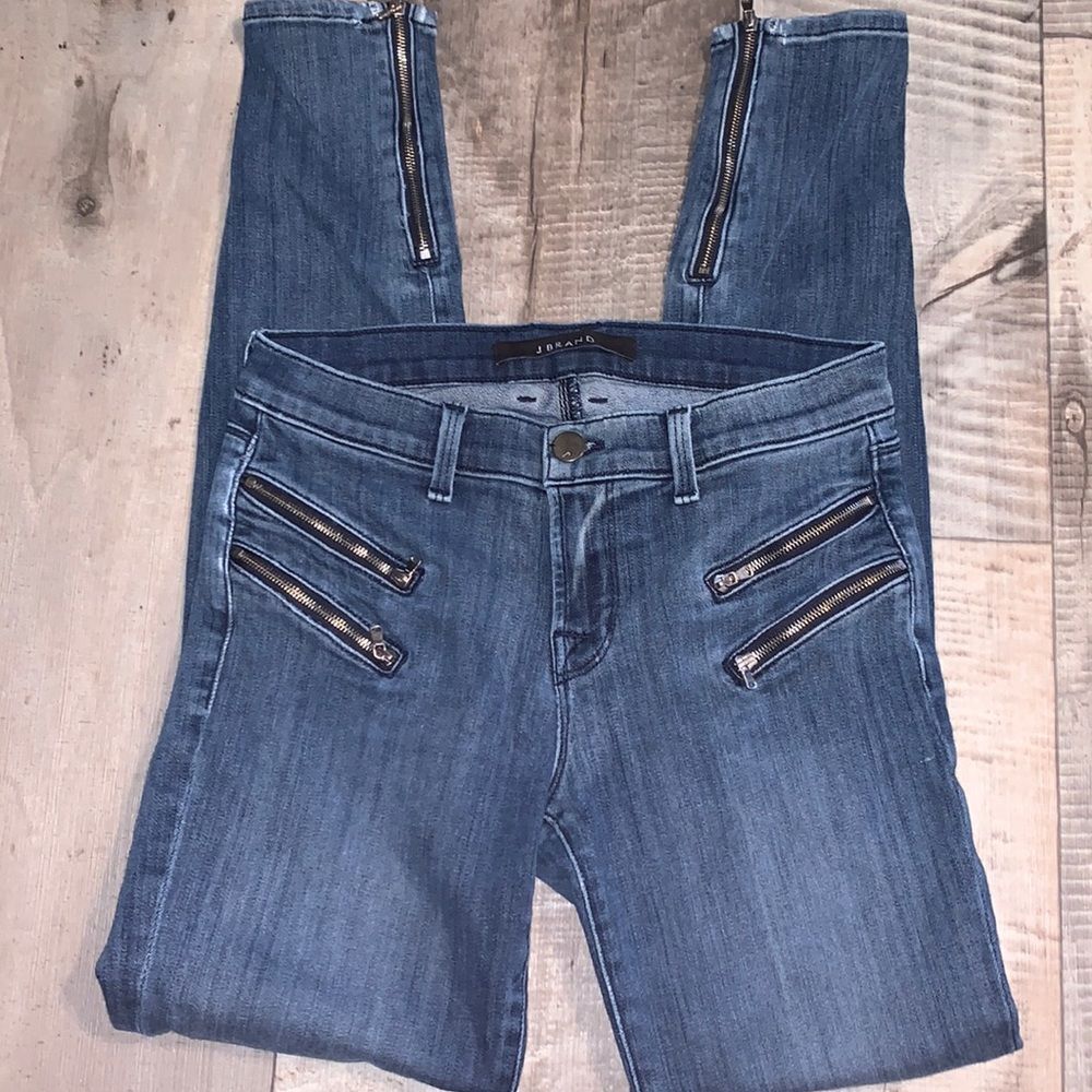 J BRAND Zipper Jeans- size 25‎